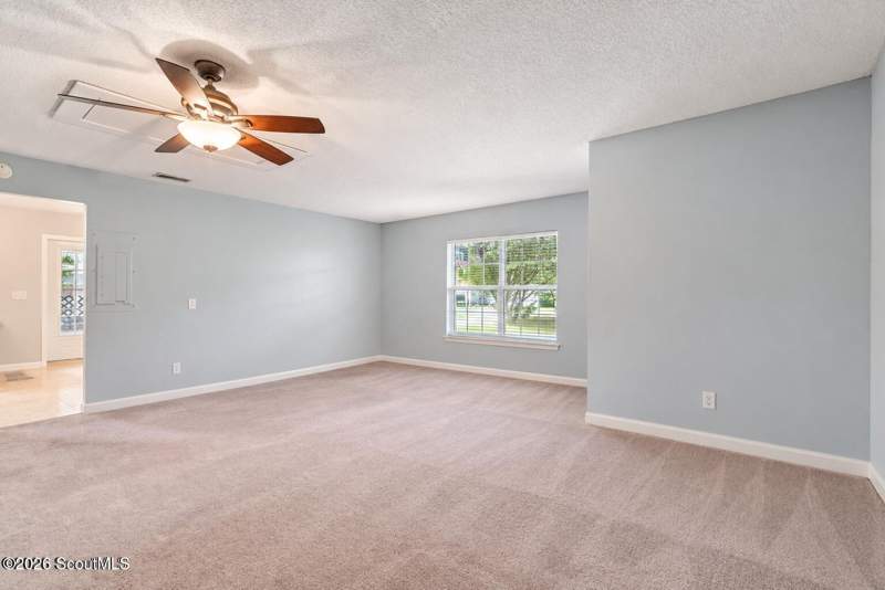 3 bedroom Single Family Residence at 121 Brighton Circle, PalmettePlace, Brunswick — photo 4