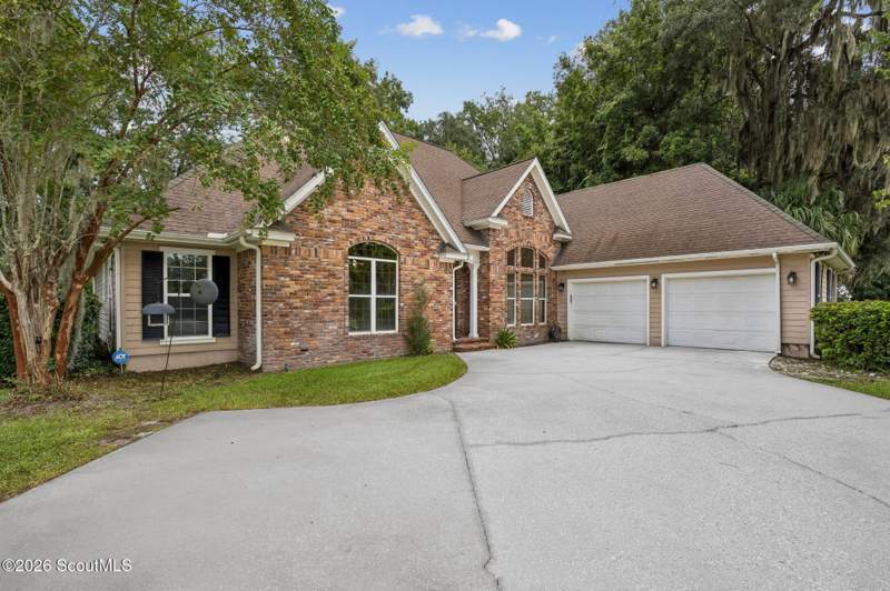 4 bedroom Single Family Residence at 912 E Riverview Drive, No Recorded Subdivision, St. Marys — photo 2