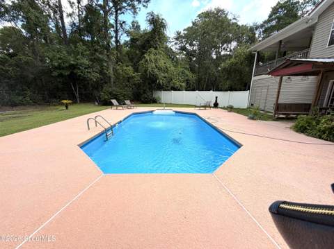165 W Peninsula Drive, Brunswick GA - photo 14 of 73