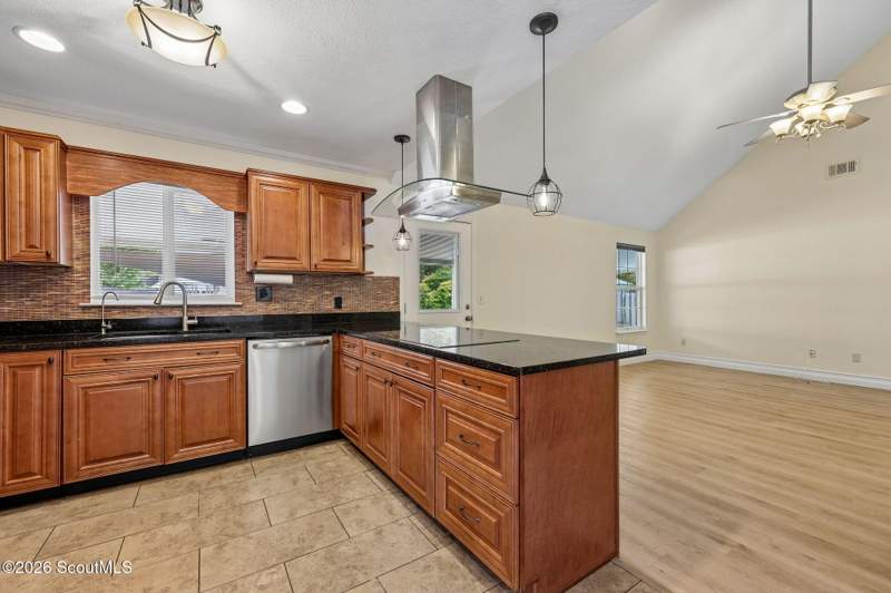 5 bedroom Single Family Residence at 101 Grouper Way, Sugarmill/Creekside, St. Marys — photo 5