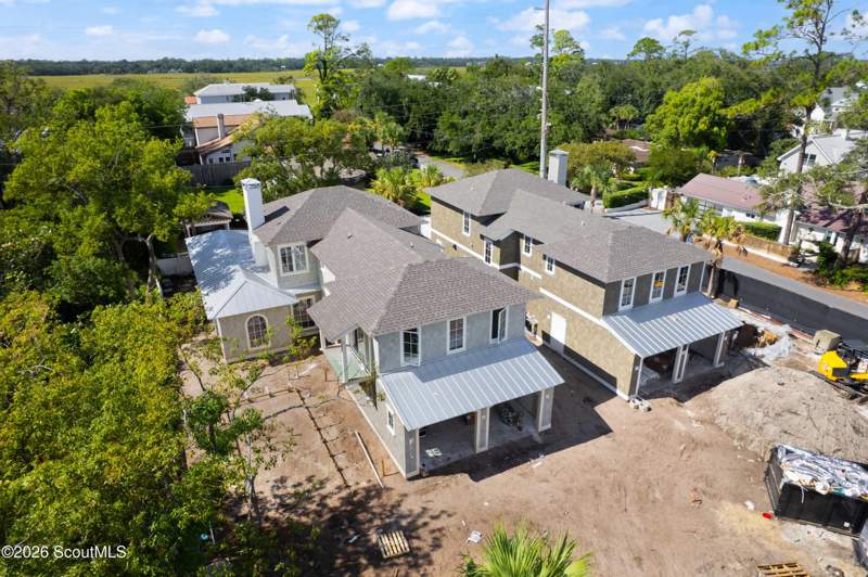 4 bedroom Single Family Residence at 2033 Bruce Drive, East Beach, St. Simons Island — photo 4