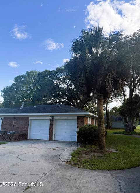1124 Myers Hill Road, Brunswick GA - photo 11 of 79