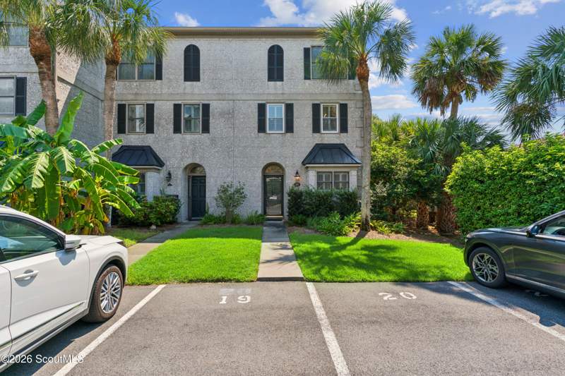 3 bedroom Condominium at 1035 Beachview Drive, Beachcomber Condos, St. Simons Island — photo 3
