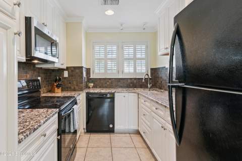 1035 Beachview Drive, St. Simons Island GA - photo 13 of 34