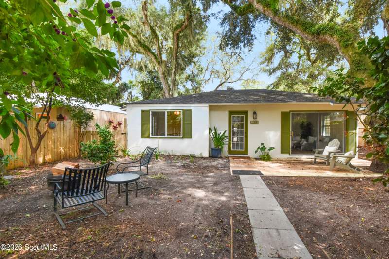 3 bedroom Single Family Residence at 236 Broadway Street, St. Simons Heights, St. Simons Island — photo 3