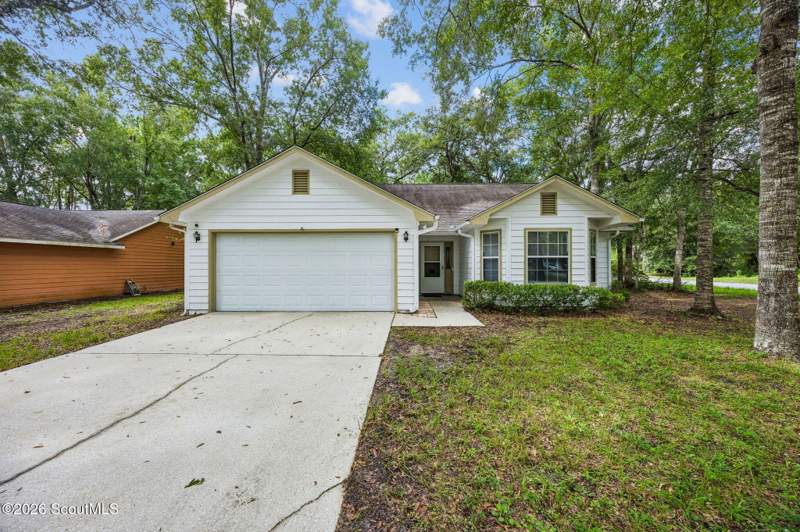 3 bedroom Single Family Residence at 101 Baytree Court, Lakeside, Kingsland — photo 2