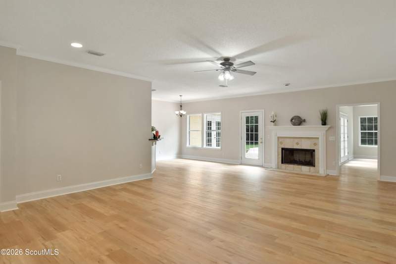 4 bedroom Single Family Residence at 124 Mackay Drive, Marshes Of Mackay, Brunswick — photo 3
