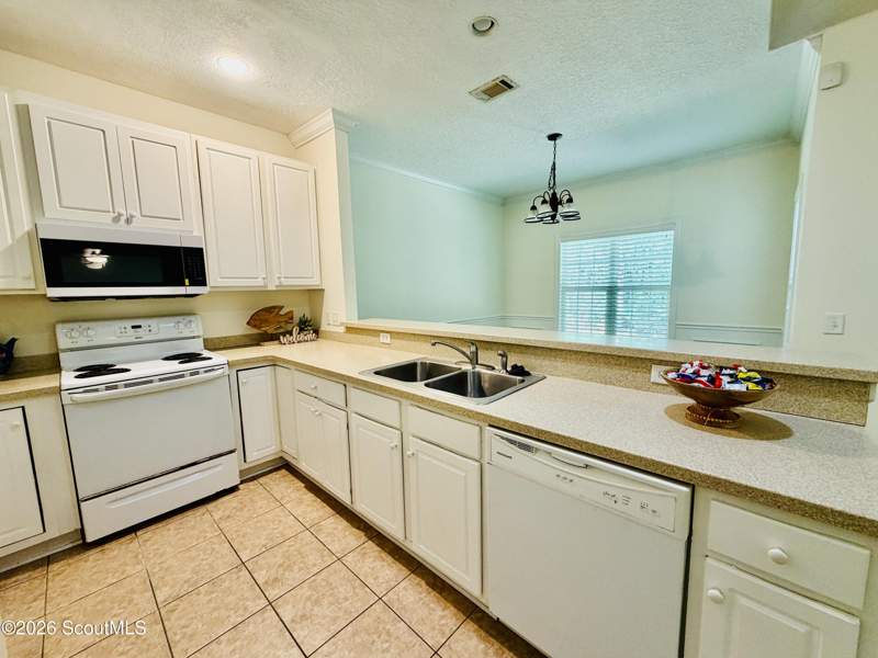 3 bedroom Single Family Residence at 144 Fantail Court, Shell Pointe, Brunswick — photo 5