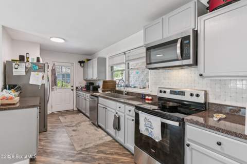 633 Halsey Street, Brunswick GA - photo 8 of 20