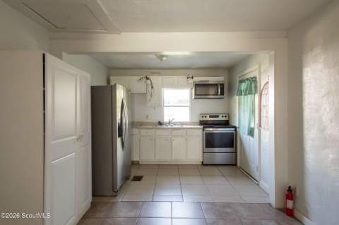 325 Glass Street, Waycross GA - photo 11 of 22