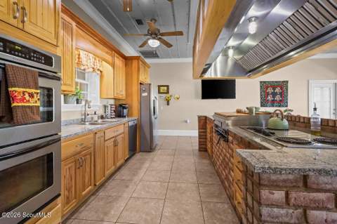 1761 Osteen Branch Road, Jesup GA - photo 7 of 45