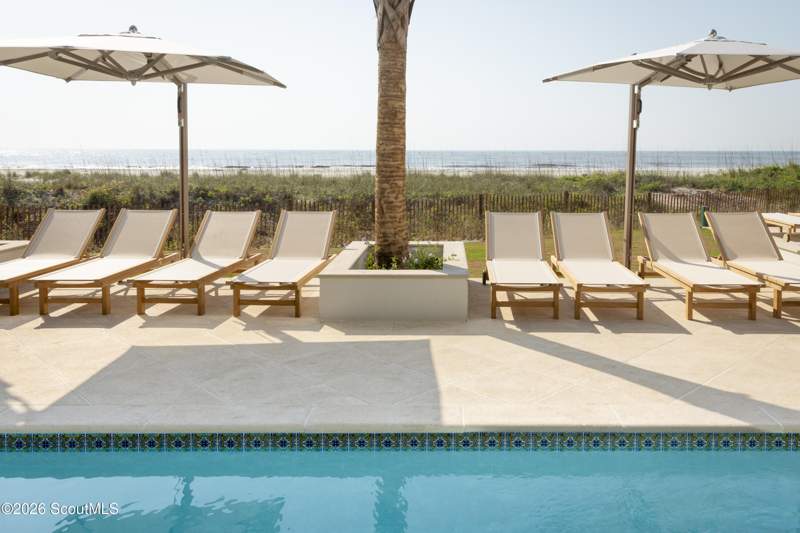 4 bedroom Condominium at 115 Ocean Forest Drive, Ocean Forest, Sea Island — photo 3