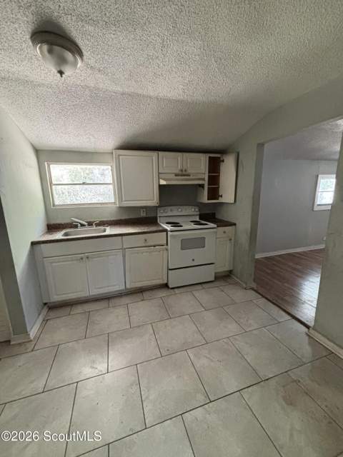 921 Gordon Street, Brunswick GA - photo 8 of 11