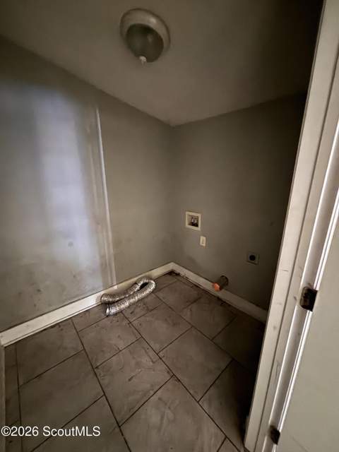 921 Gordon Street, Brunswick GA - photo 10 of 11