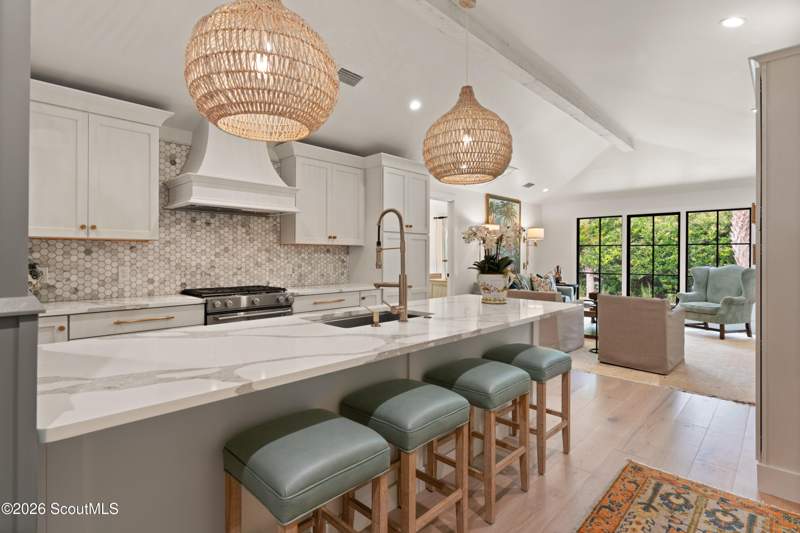 4 bedroom Single Family Residence at 609 Oak Street, Park View, St. Simons Island — photo 5