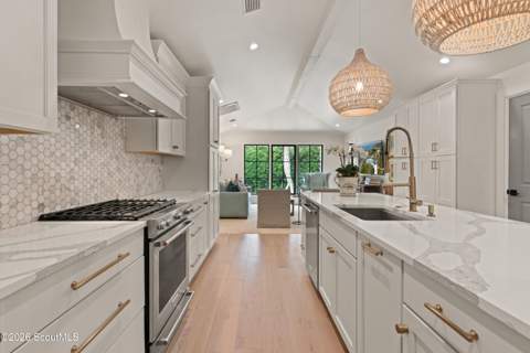 609 Oak Street, St. Simons Island GA - photo 14 of 32