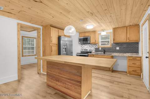 1228 Sapelo Gardens Ne, Townsend GA - photo 6 of 36