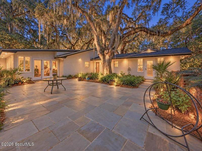 3 bedroom Single Family Residence at 651 Old Plantation Road, Plantation, Jekyll Island — photo 3