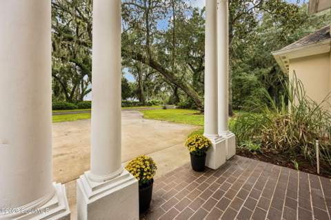 301 Trimaran Drive, St. Marys GA - photo 6 of 81