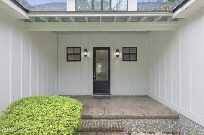 3 bedroom Single Family Residence at 1487 Sanctuary Wynd, Sanctuary Cove, Waverly — photo 4