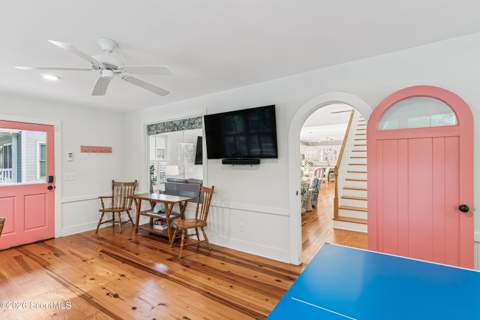 540 Magnolia Avenue, St. Simons Island GA - photo 11 of 54