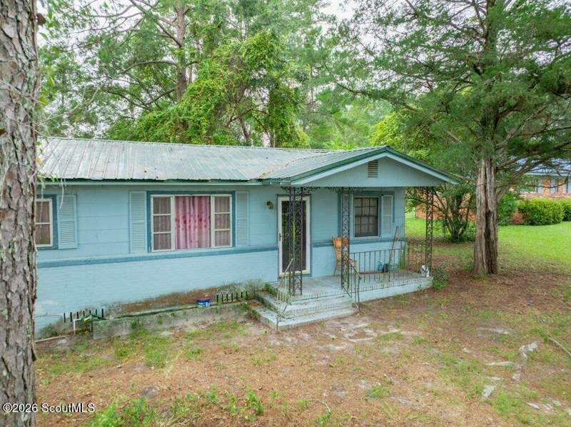 2 bedroom Single Family Residence at 803 Riverside Avenue, Waycross, Waycross — photo 2