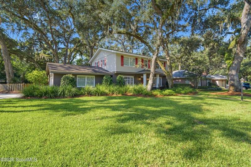 4 bedroom Single Family Residence at 211 Hermitage Way, Wymberly On The Marsh, St. Simons Island — photo 3