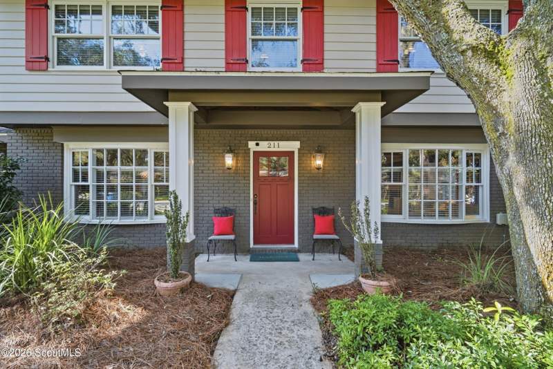 4 bedroom Single Family Residence at 211 Hermitage Way, Wymberly On The Marsh, St. Simons Island — photo 5