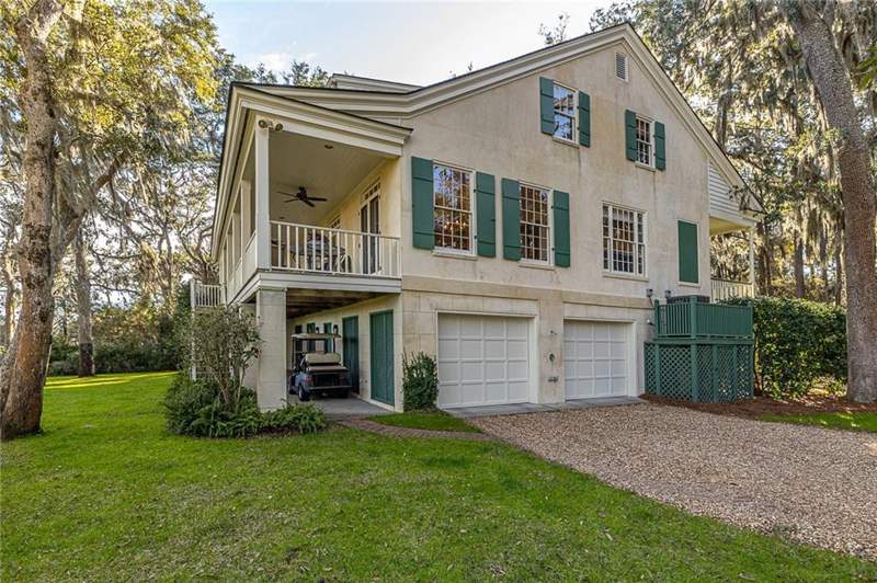 5 bedroom Single Family Residence at 188 Hampton Point Drive, Hampton Point, St. Simons Island — photo 5