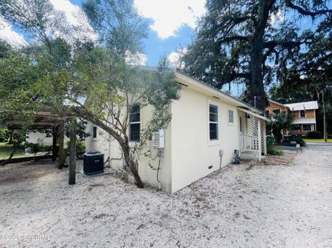 718 Wolfe Street, Brunswick GA - photo 19 of 21