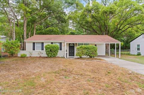 131 Stafford Avenue, Brunswick GA - photo 13 of 16