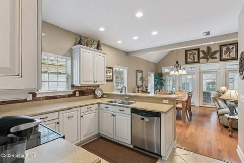 507 Fox Run Circle, Brunswick GA - photo 12 of 57