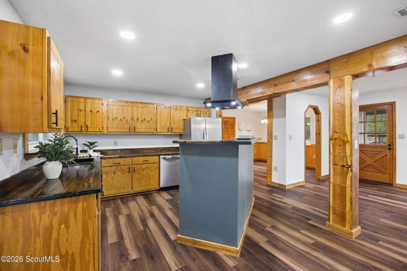 3 bedroom Single Family Residence at 1425 Blythe Island Drive, Blythe Island, Brunswick — photo 4