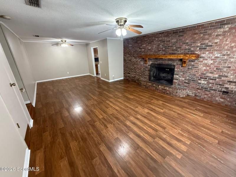3 bedroom Single Family Residence at 3427 Meadow Lane, Waycross, Waycross — photo 2