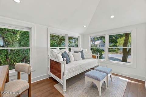 553 Magnolia Avenue, St. Simons Island GA - photo 13 of 24