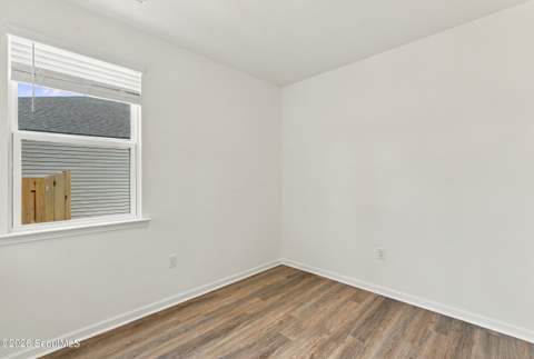 1055 Lakes Boulevard, Brunswick GA - photo 14 of 34
