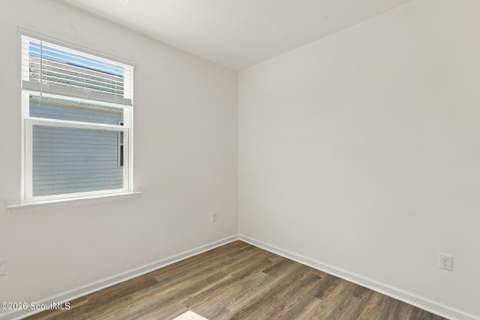 1055 Lakes Boulevard, Brunswick GA - photo 20 of 34