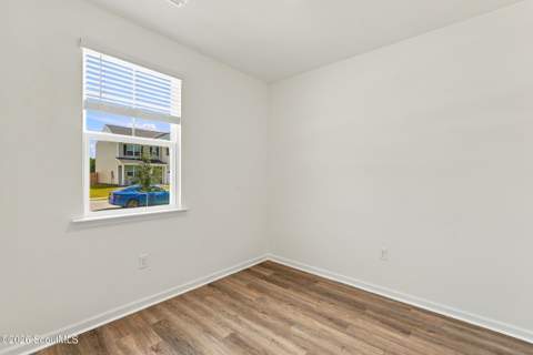 1055 Lakes Boulevard, Brunswick GA - photo 23 of 34