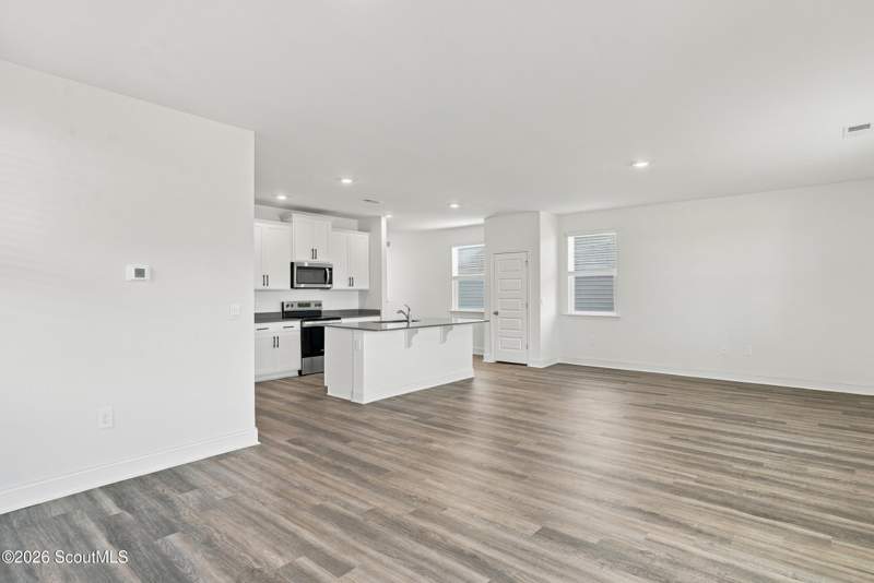 4 bedroom Single Family Residence at 1051 Lakes Boulevard, The Lakes at North Glynn, Brunswick — photo 5