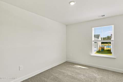 1051 Lakes Boulevard, Brunswick GA - photo 14 of 33