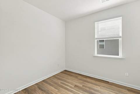 1060 Lakes Boulevard, Brunswick GA - photo 15 of 33