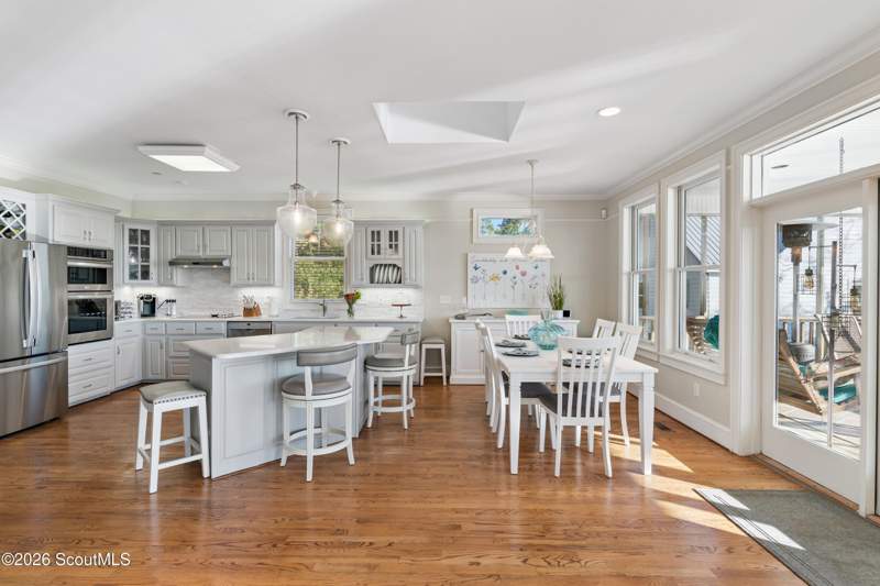 4 bedroom Single Family Residence at 2705 Julienton Drive, Springfield Plantation, Townsend — photo 5
