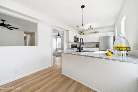 514 Atlantic Drive, St. Simons Island GA - photo 9 of 53