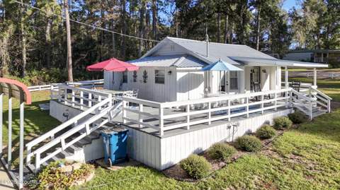 2130 Cherokee Lake Road, Jesup GA - photo 17 of 24