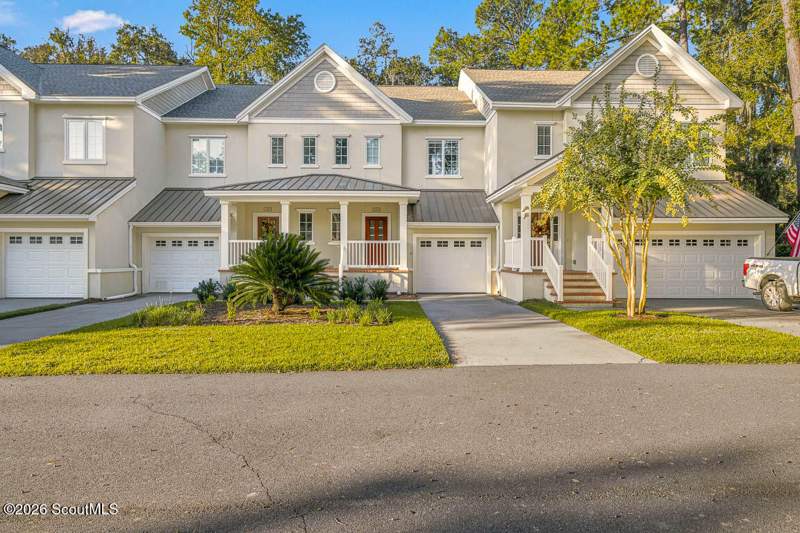 2 bedroom Townhouse at 143 Kiln Trail, Limeburn Village, St. Simons Island — photo 2