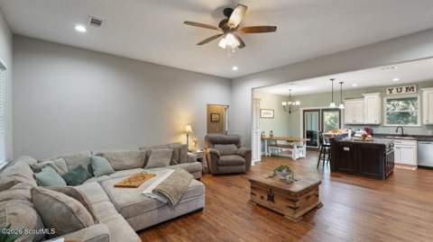 9550 Lanes Bridge Road, Jesup GA - photo 7 of 40