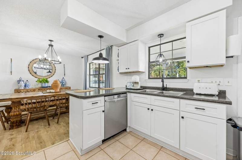 4 bedroom Single Family Residence at 207 Glen Meadows Circle, Glen Meadows, Brunswick — photo 4