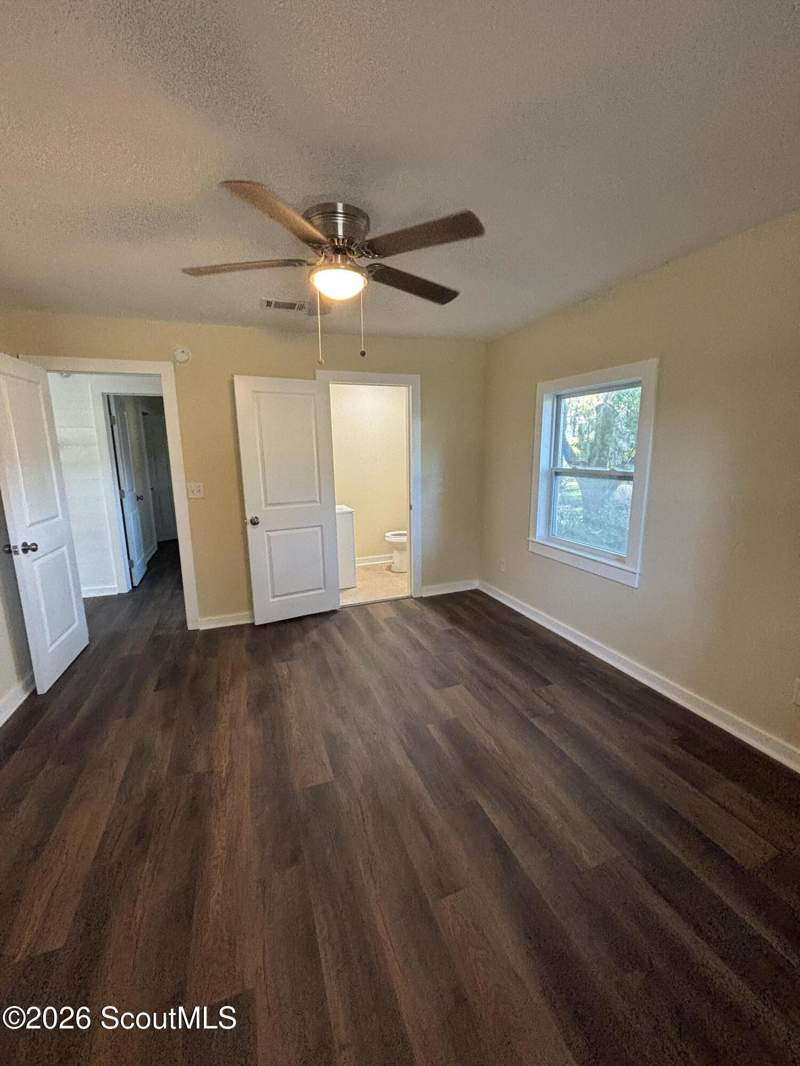3 bedroom Single Family Residence at 1103 Q Street, New Town, Brunswick — photo 4