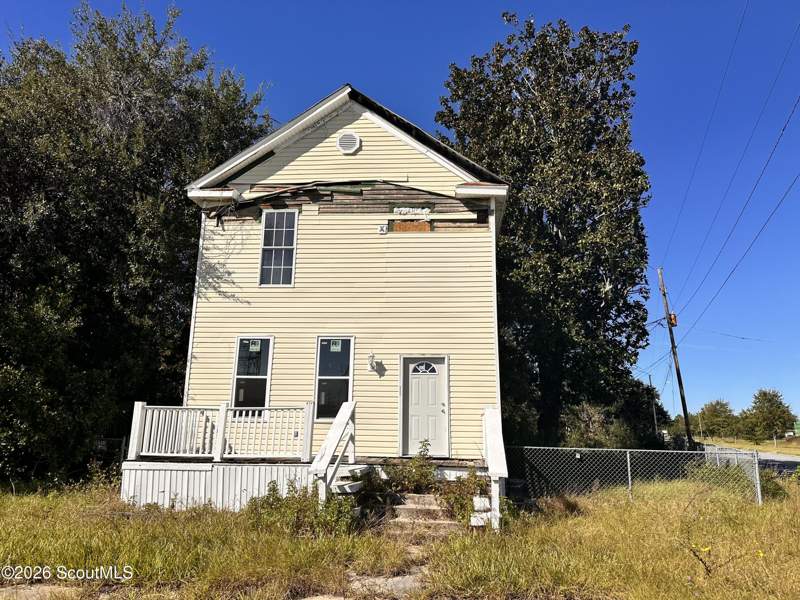 3 bedroom Single Family Residence at 629 Remshart Street, Waycross, Waycross — photo 2