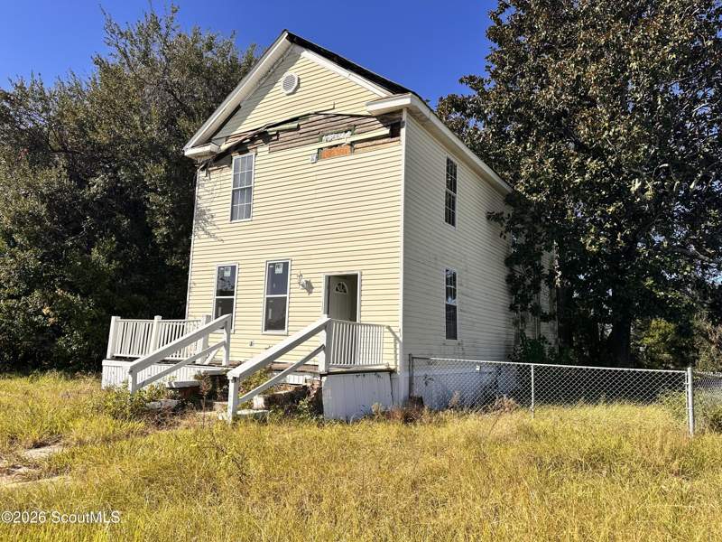 3 bedroom Single Family Residence at 629 Remshart Street, Waycross, Waycross — photo 3